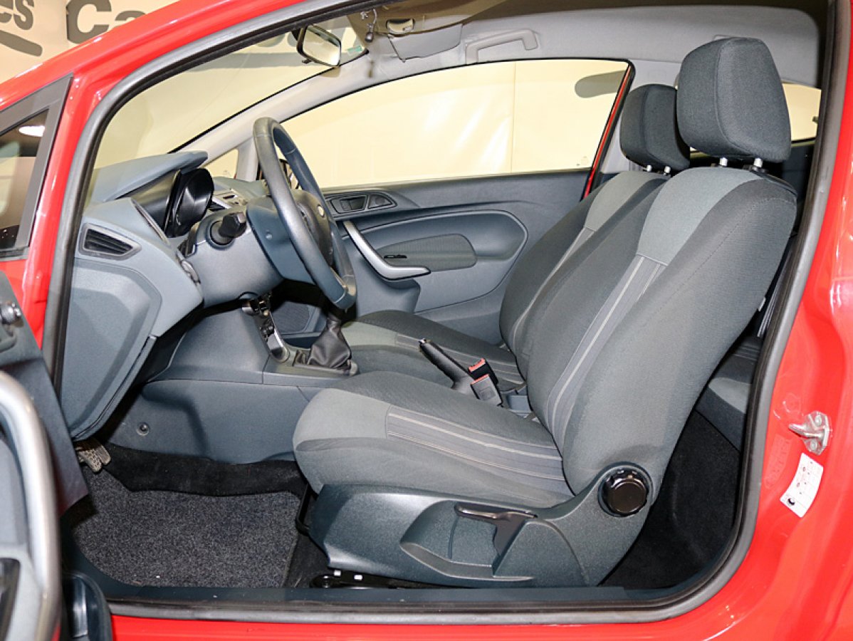 Foto Ford Fiesta 10