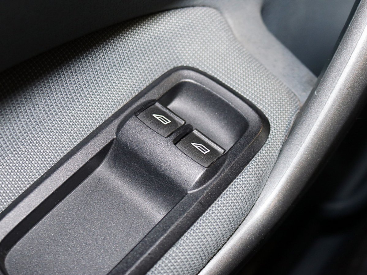 Foto Ford Fiesta 18