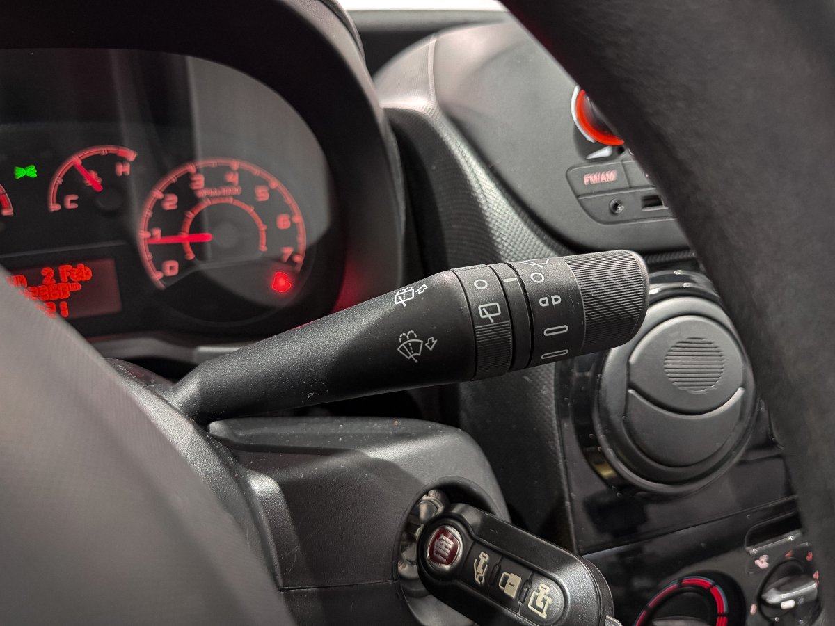 Foto Fiat Qubo 23