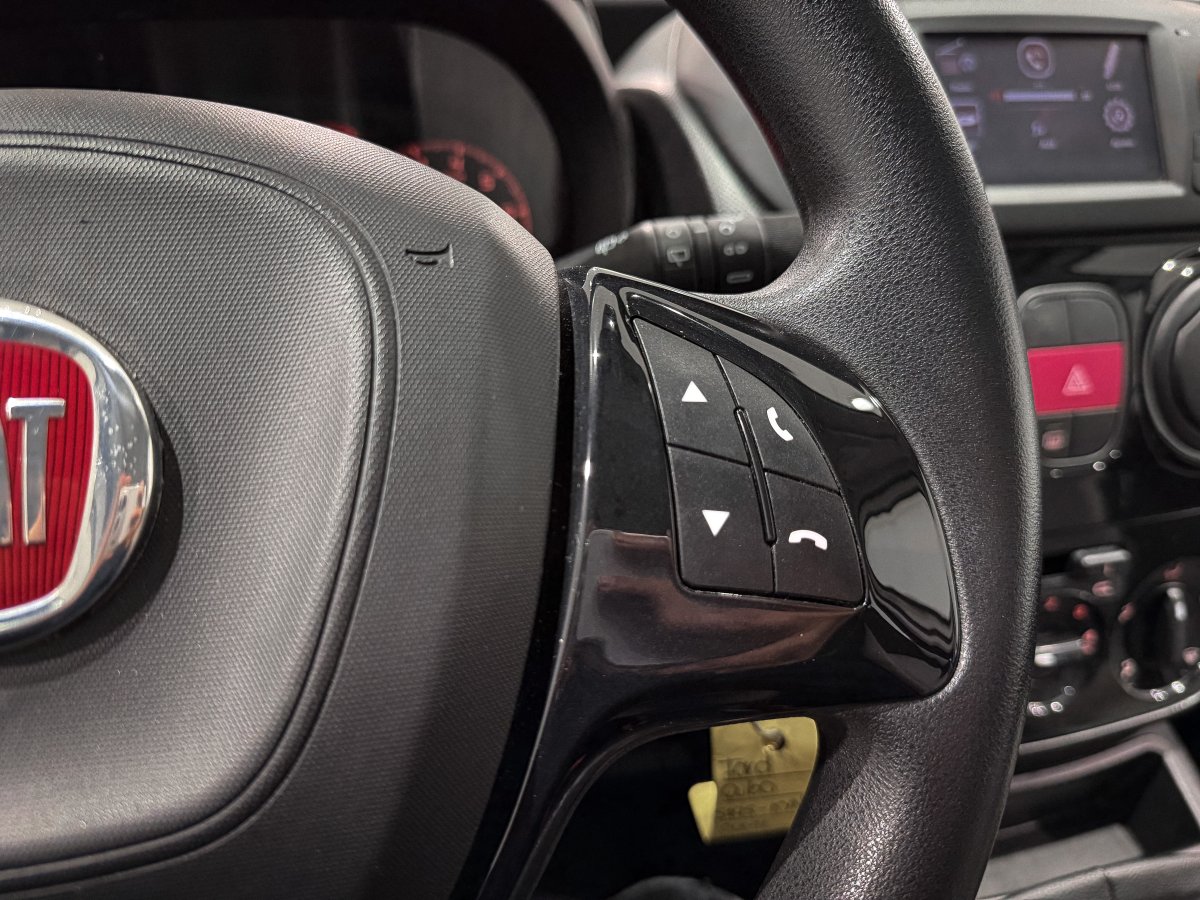Foto Fiat Qubo 21