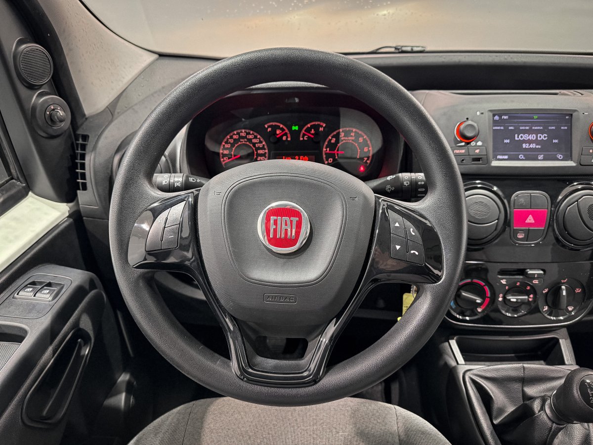 Foto Fiat Qubo 18