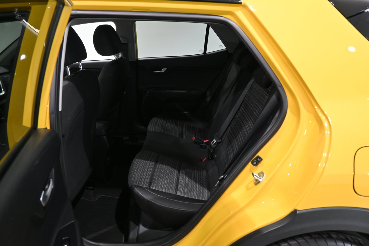 Foto Kia Stonic 11