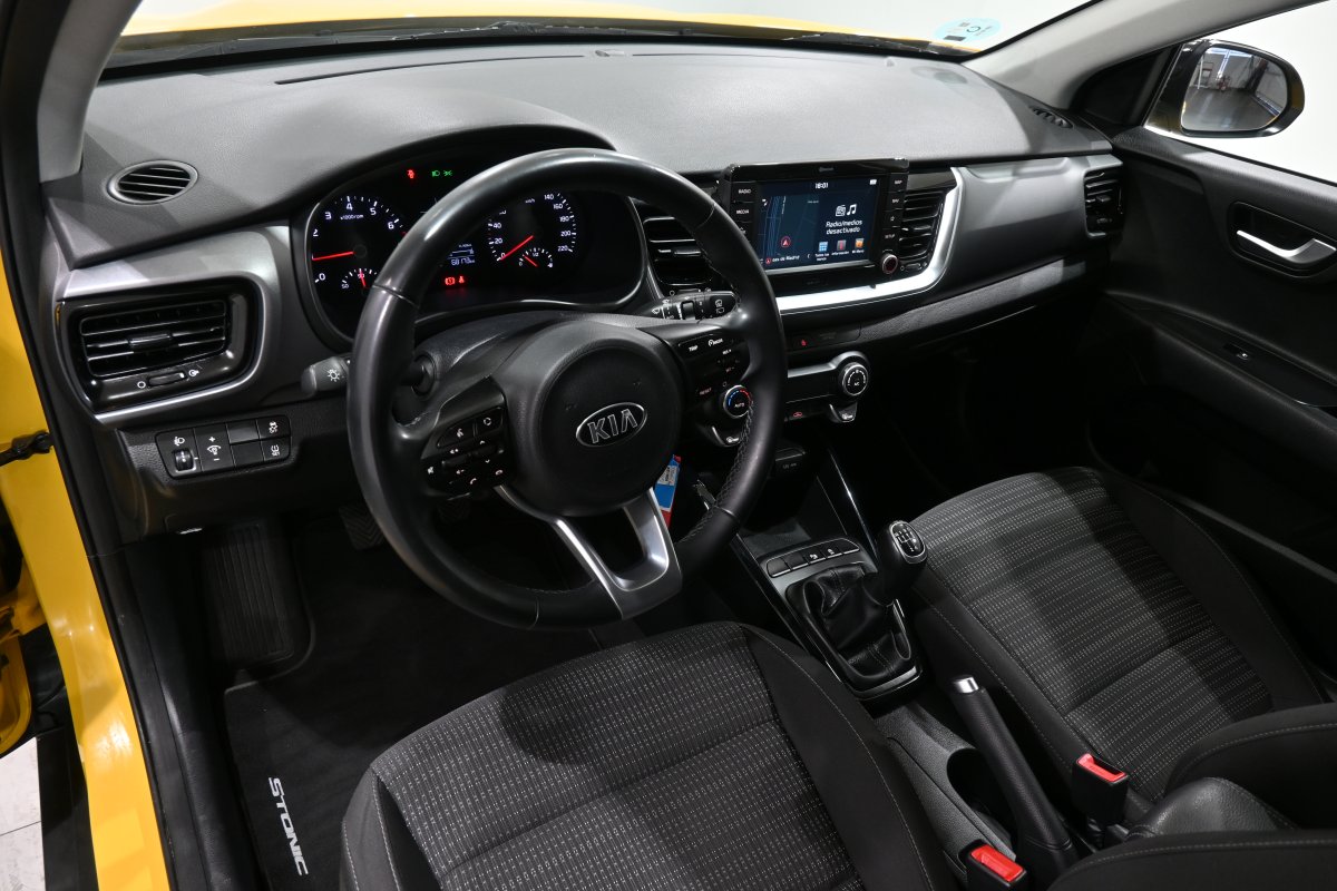 Foto Kia Stonic 9