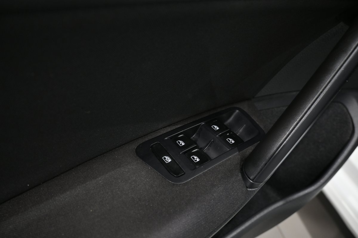 Foto Volkswagen Golf 26