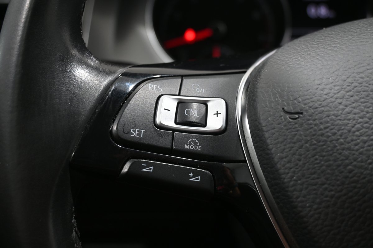 Foto Volkswagen Golf 21