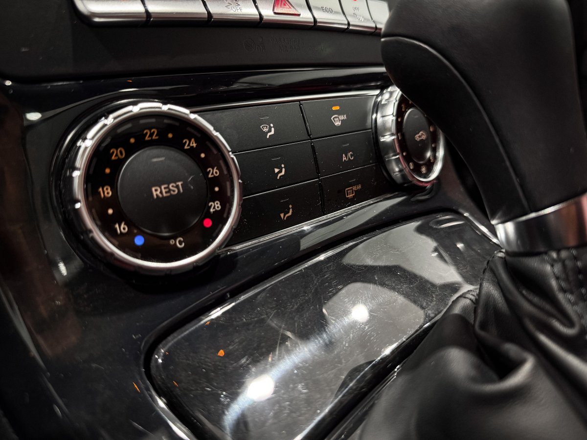 Foto Mercedes-Benz SLK 20