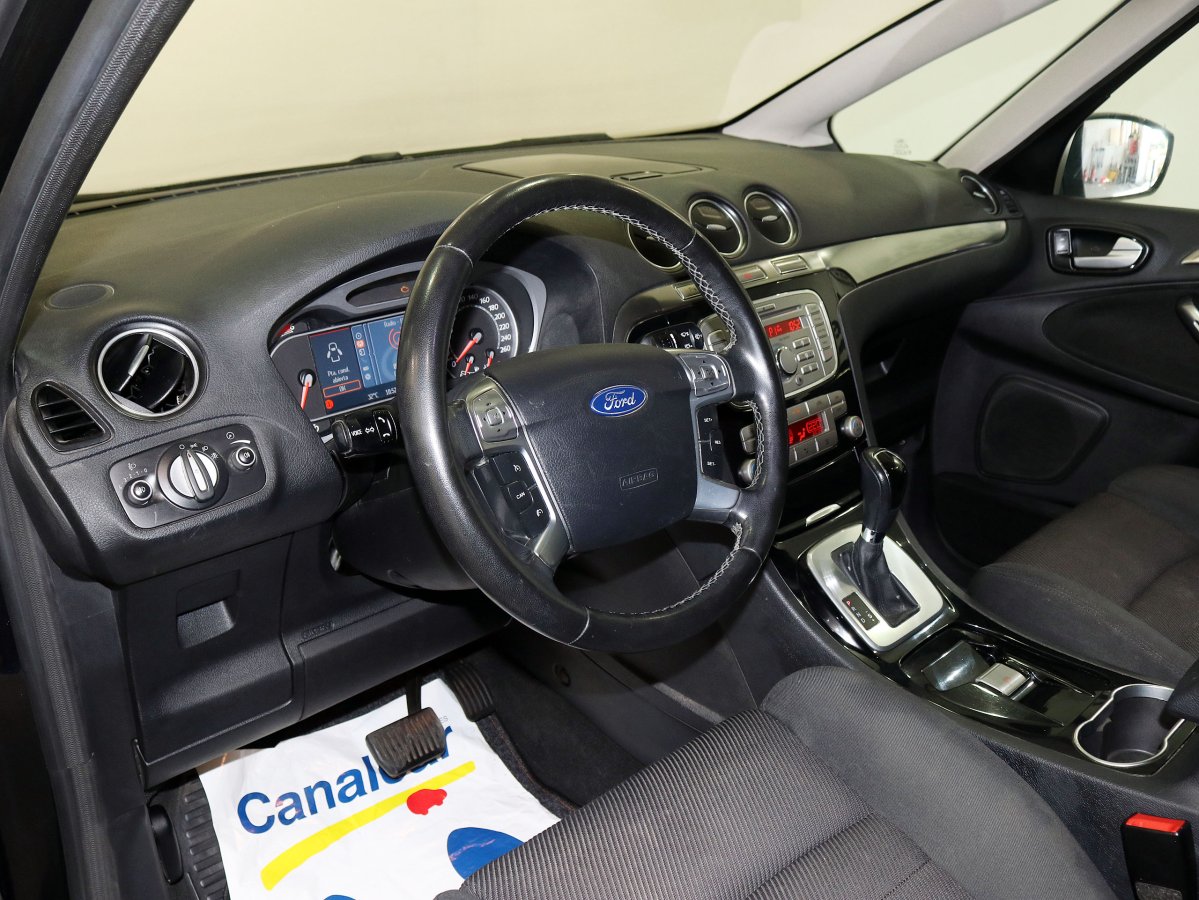 Foto Ford S-Max 16