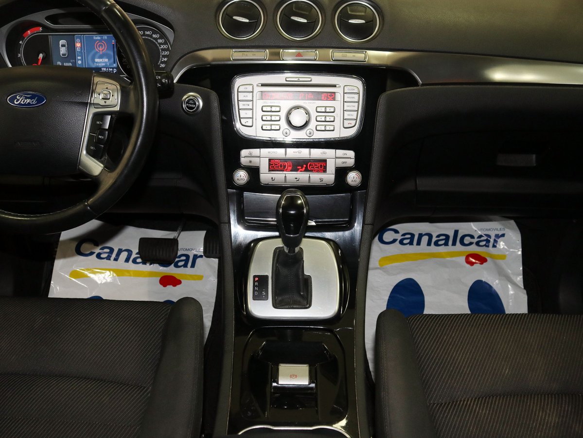 Foto Ford S-Max 19