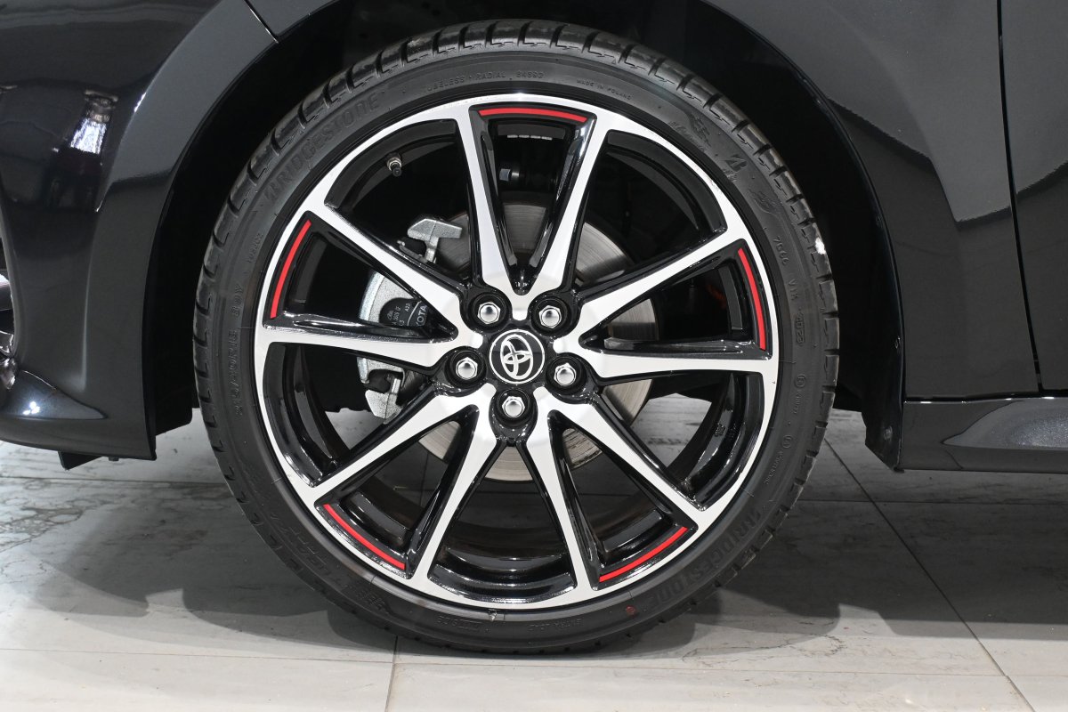 Foto Toyota Yaris 28