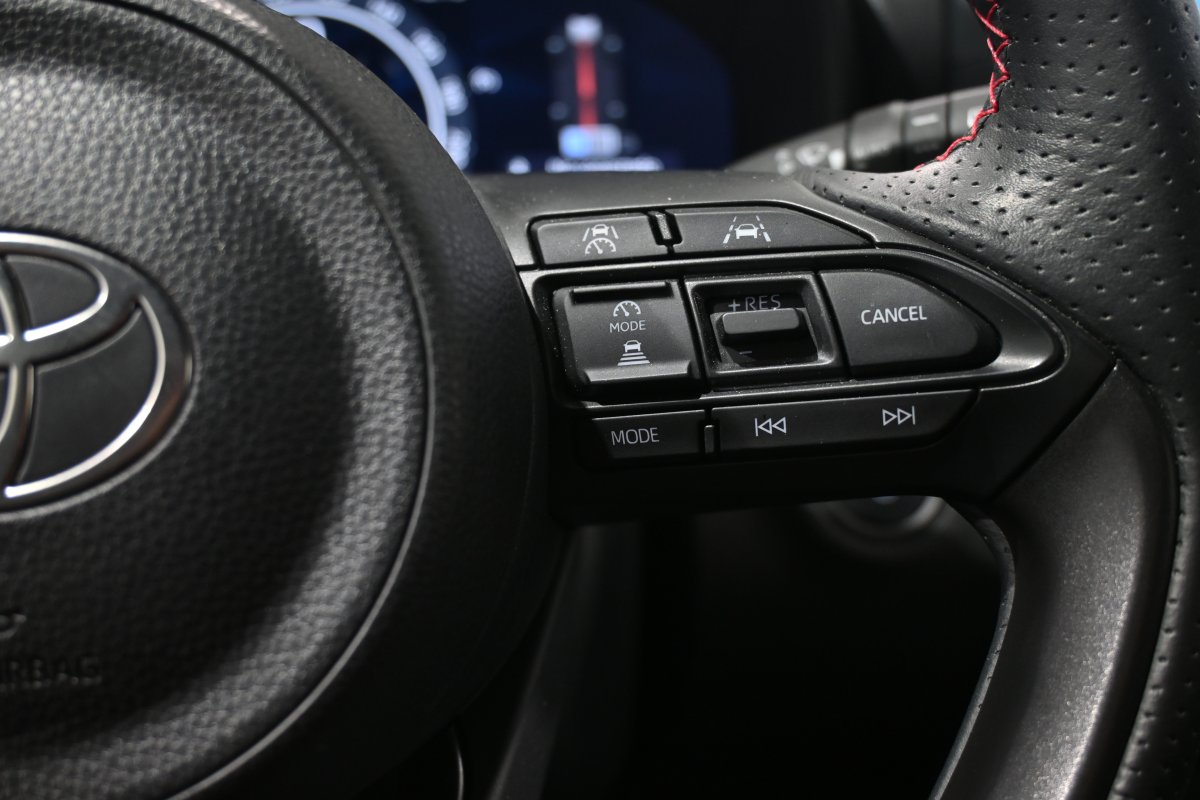 Foto Toyota Yaris 24