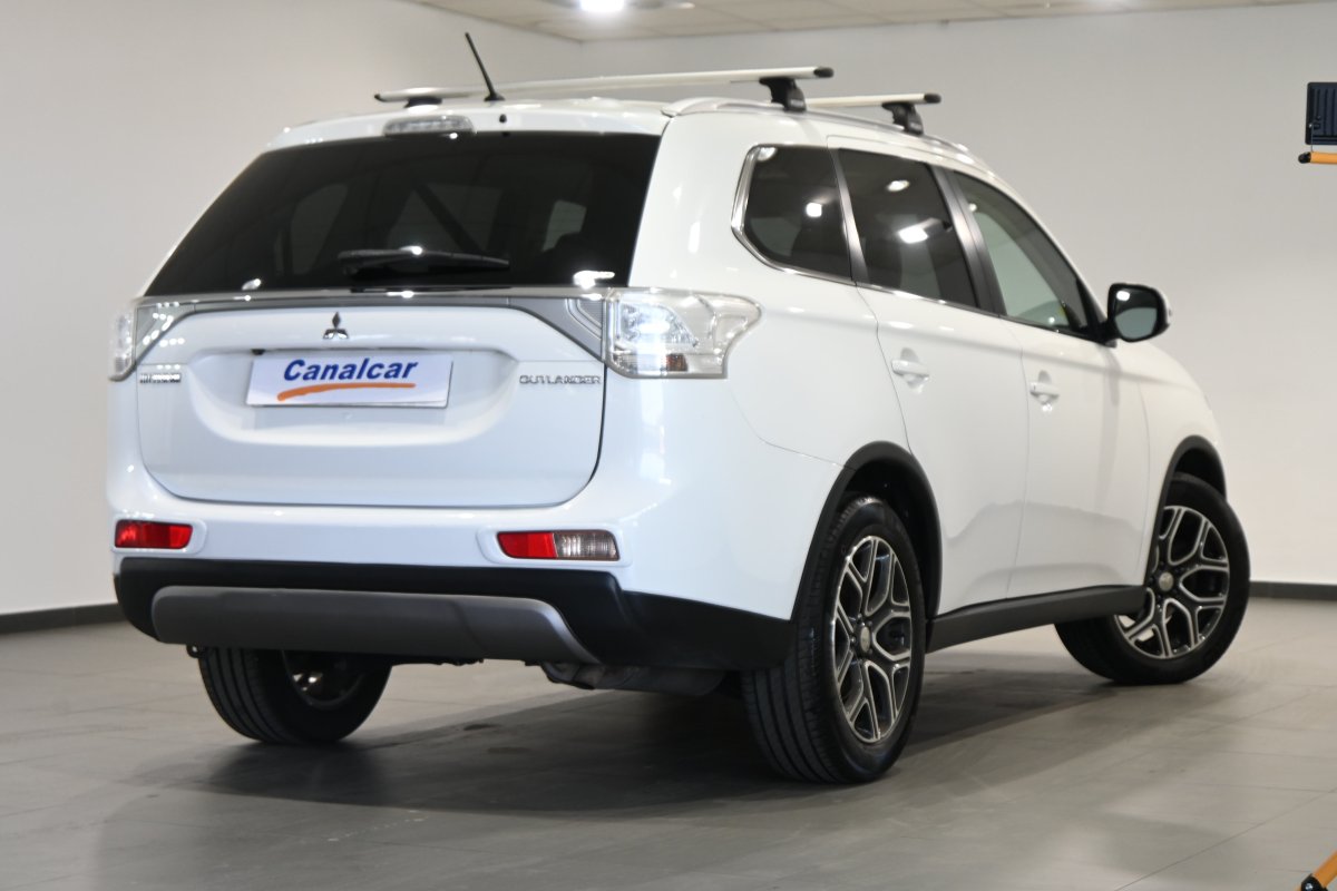 Foto Mitsubishi Outlander 4