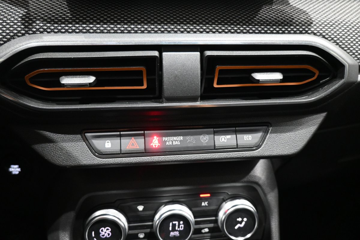 Foto Dacia Sandero 13