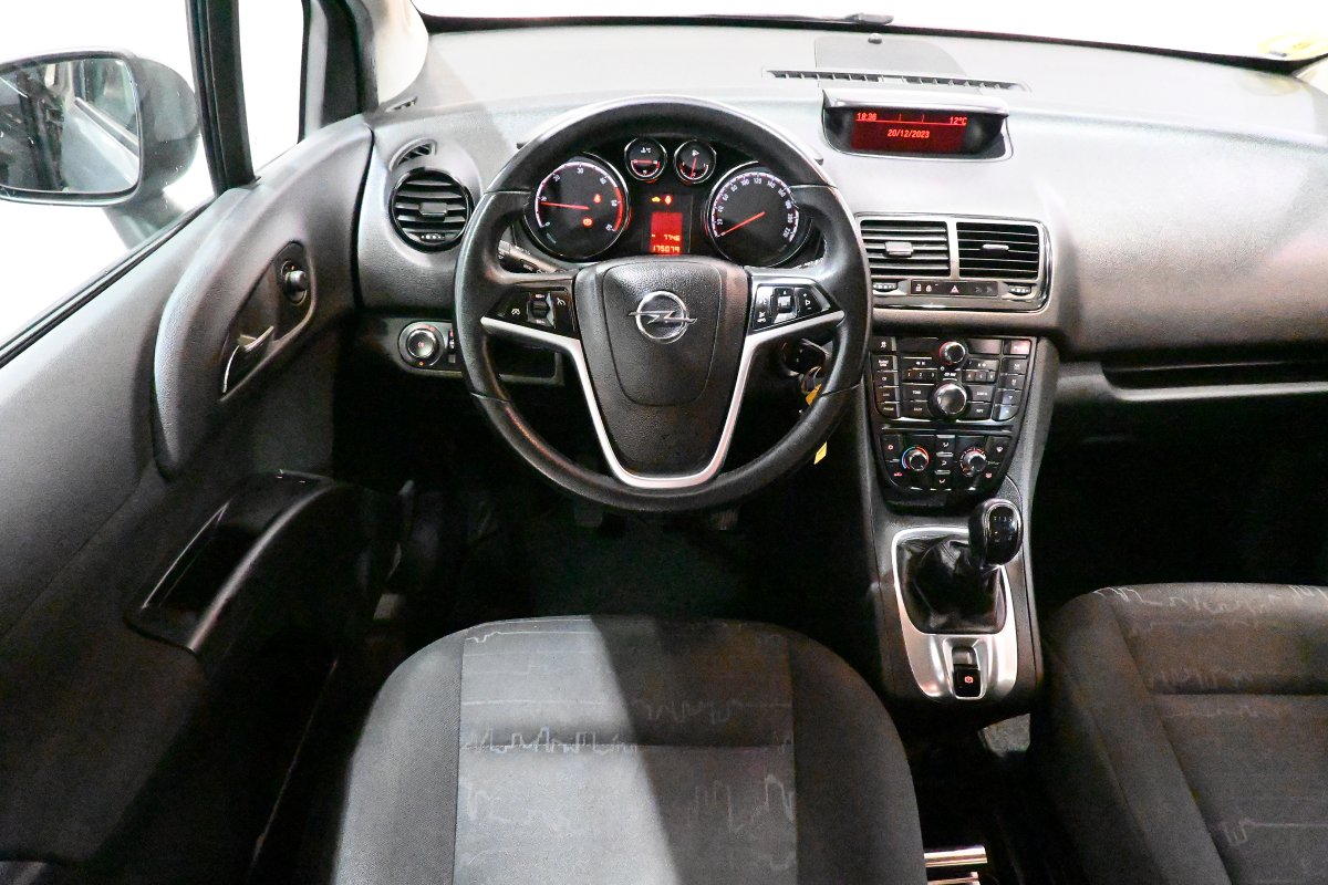 Foto Opel Meriva 15