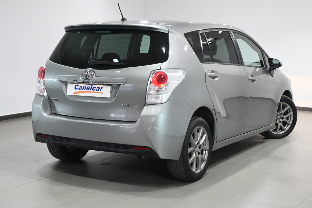 Foto Toyota Verso 5