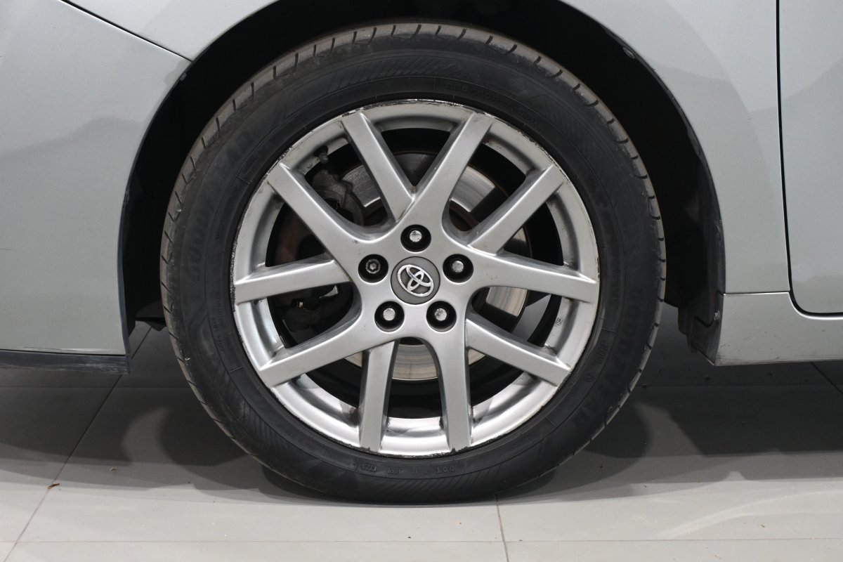Foto Toyota Verso 34