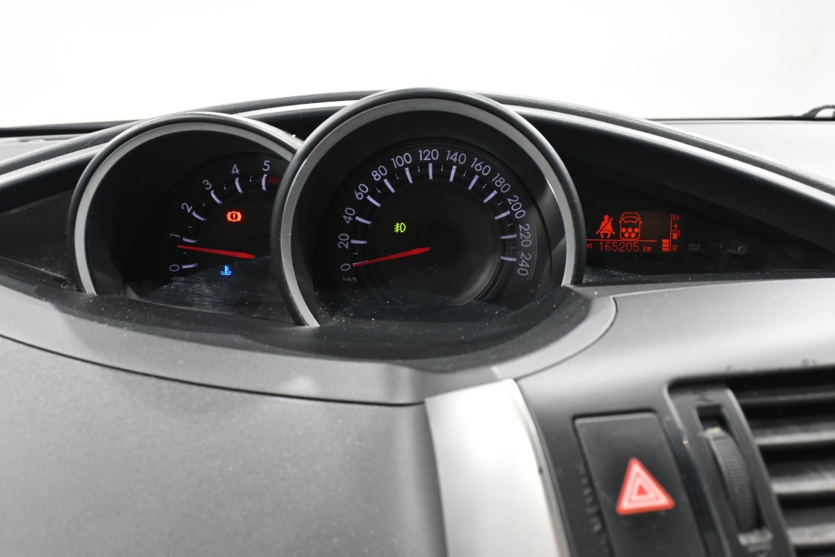 Foto Toyota Verso 16