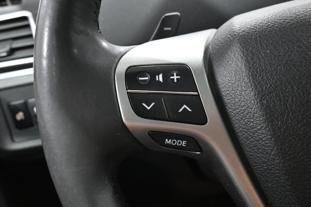 Foto Toyota Verso 26