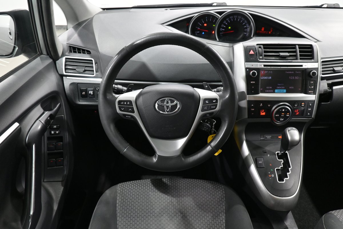 Foto Toyota Verso 20