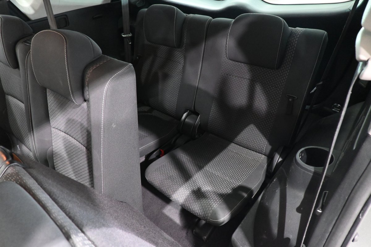Foto Toyota Verso 13