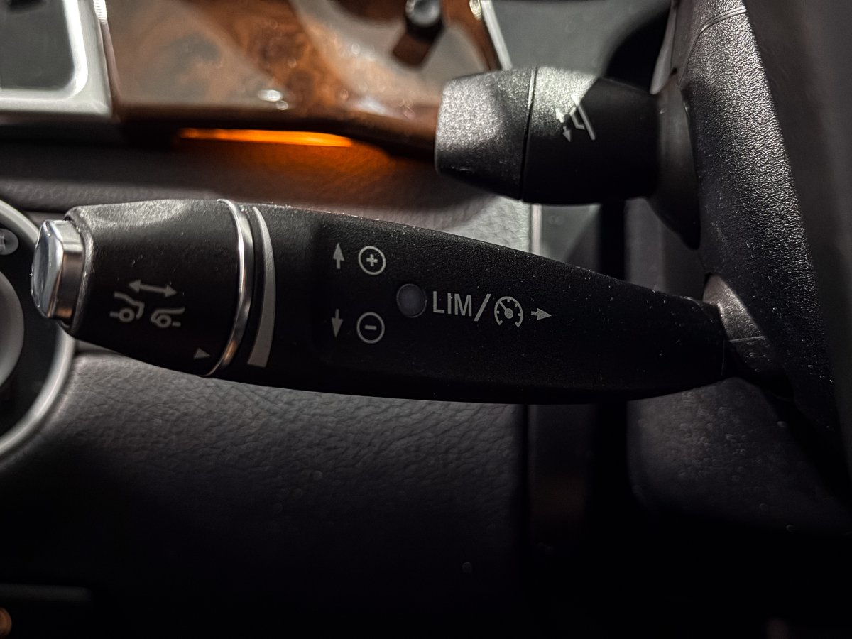 Foto Mercedes-Benz GLS class 28