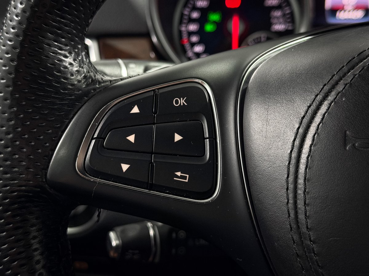 Foto Mercedes-Benz GLS class 24