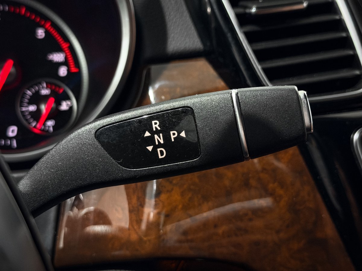 Foto Mercedes-Benz GLS class 30