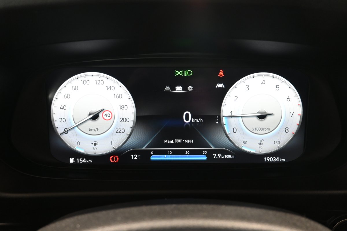 Foto Hyundai BAYON 13