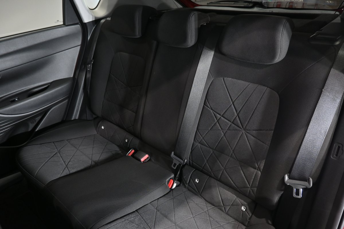 Foto Hyundai BAYON 11