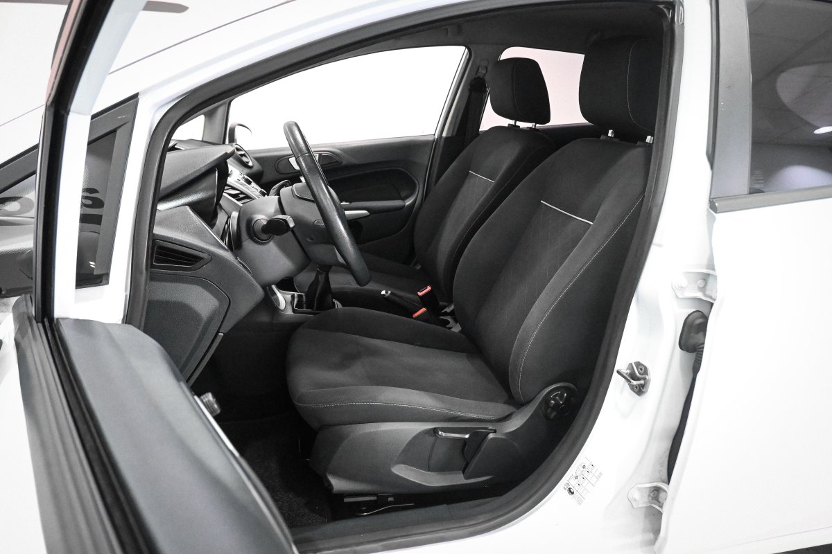 Foto Ford Fiesta 11