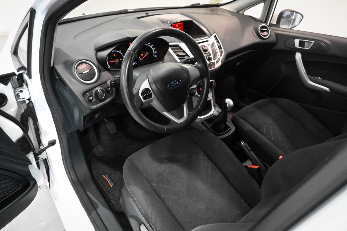 Foto Ford Fiesta 10