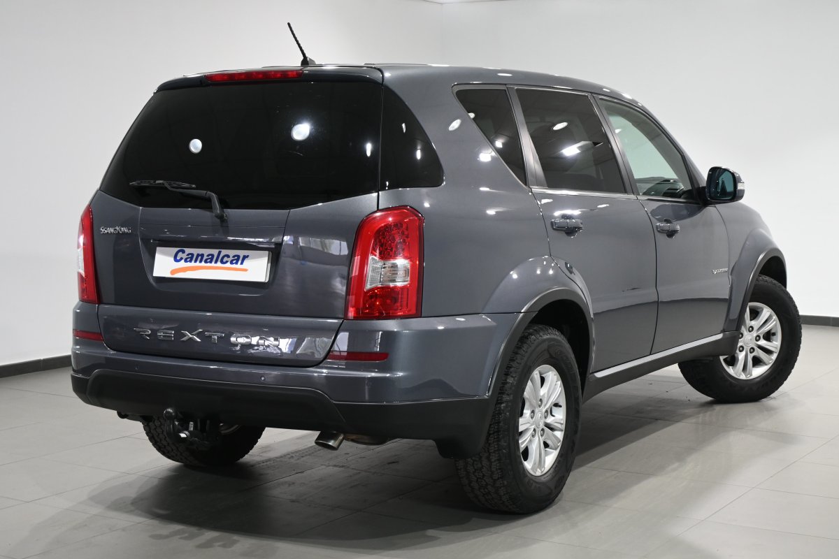 Foto Ssangyong Rexton 4
