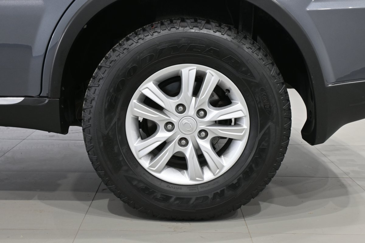 Foto Ssangyong Rexton 26