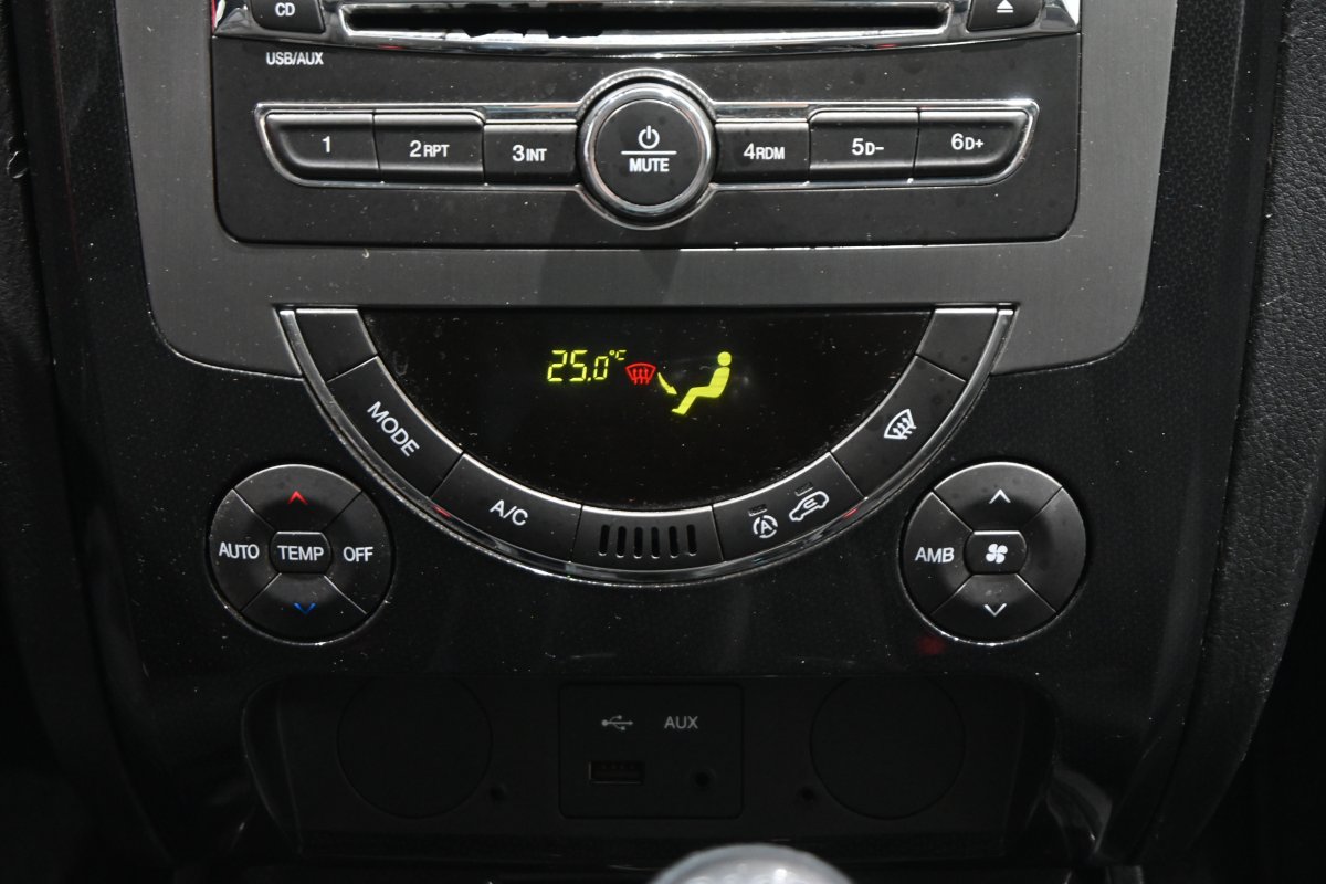 Foto Ssangyong Rexton 15