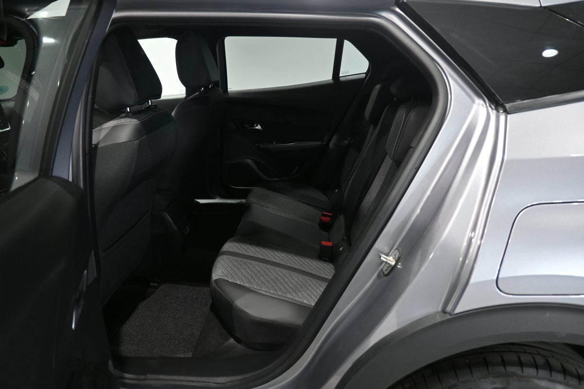 Foto Peugeot 2008 11