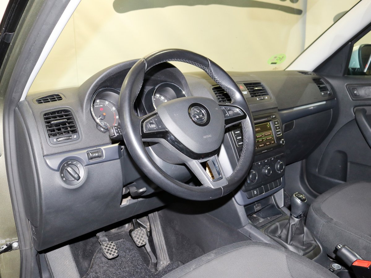 Foto Skoda Yeti 19