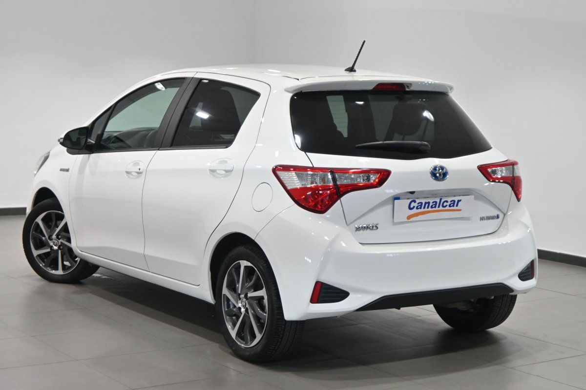 Foto Toyota Yaris 6