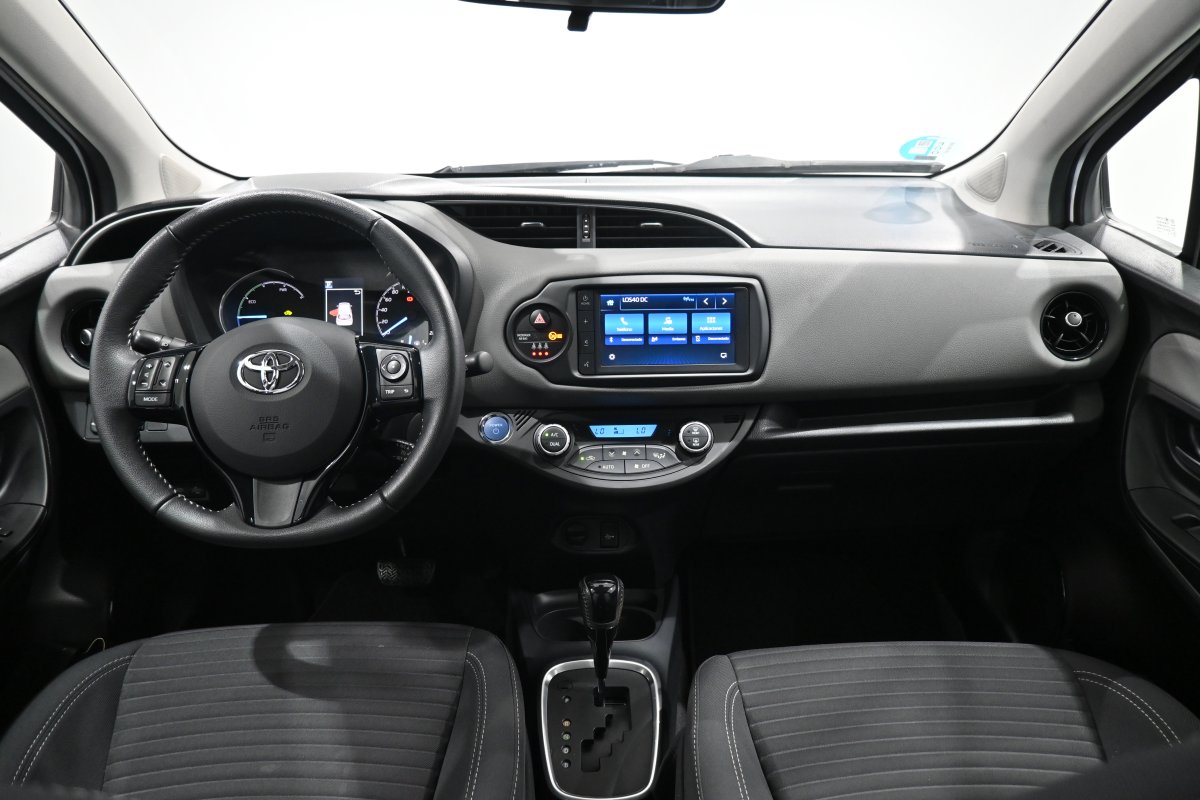 Foto Toyota Yaris 16