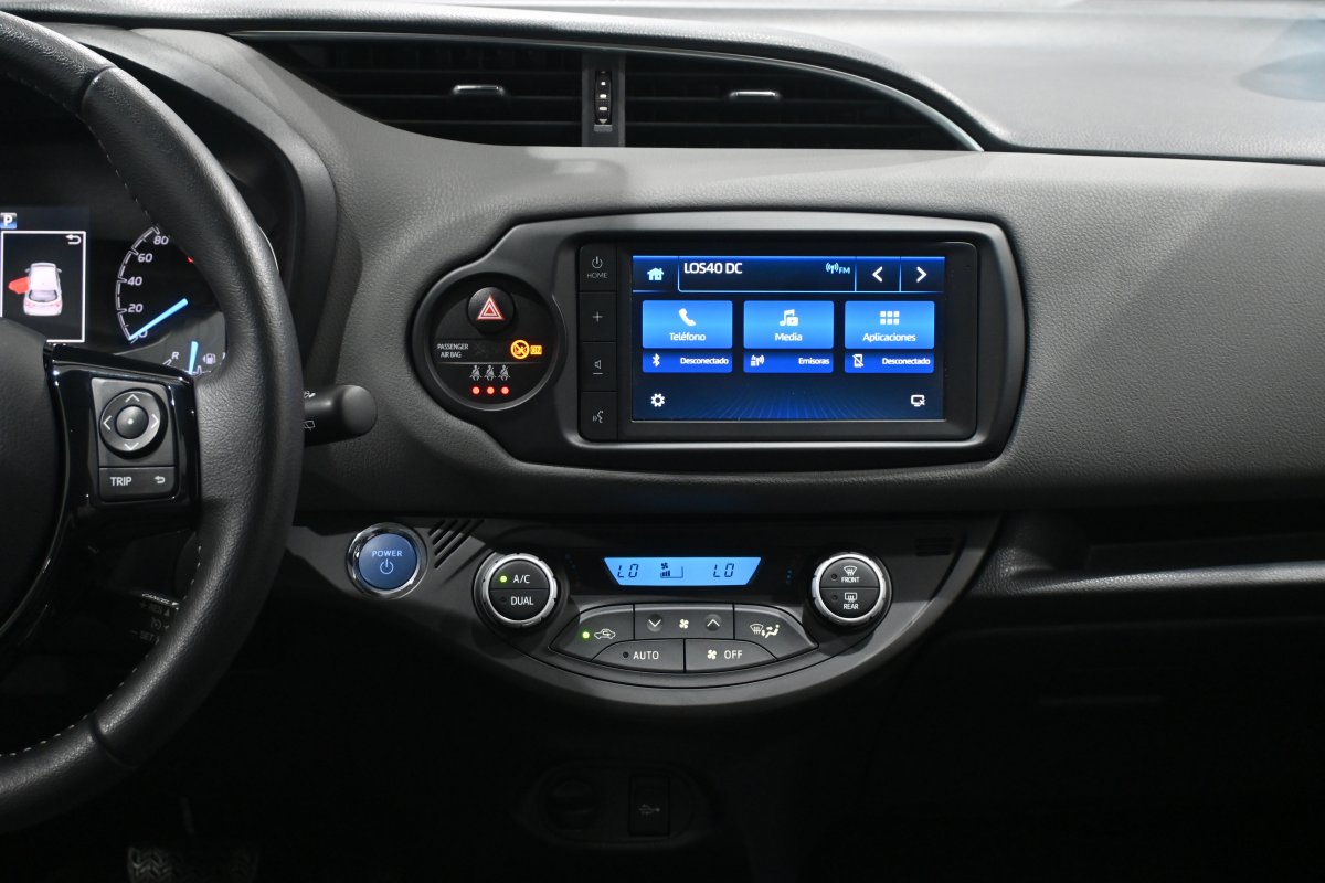 Foto Toyota Yaris 14