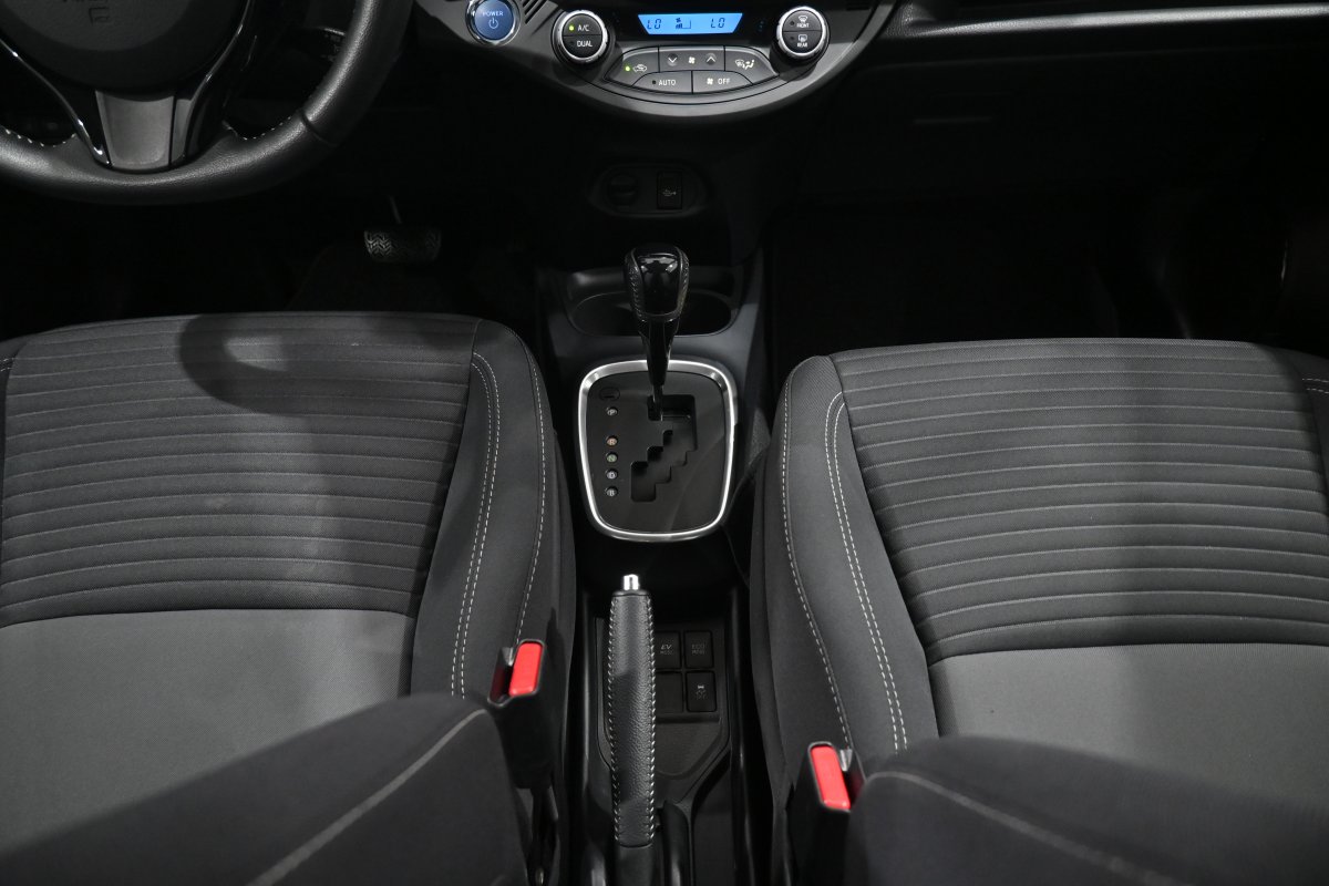 Foto Toyota Yaris 18