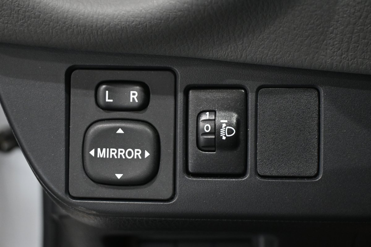 Foto Toyota Yaris 27