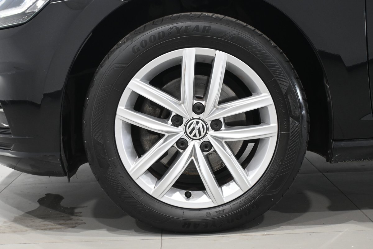 Foto Volkswagen Golf 27