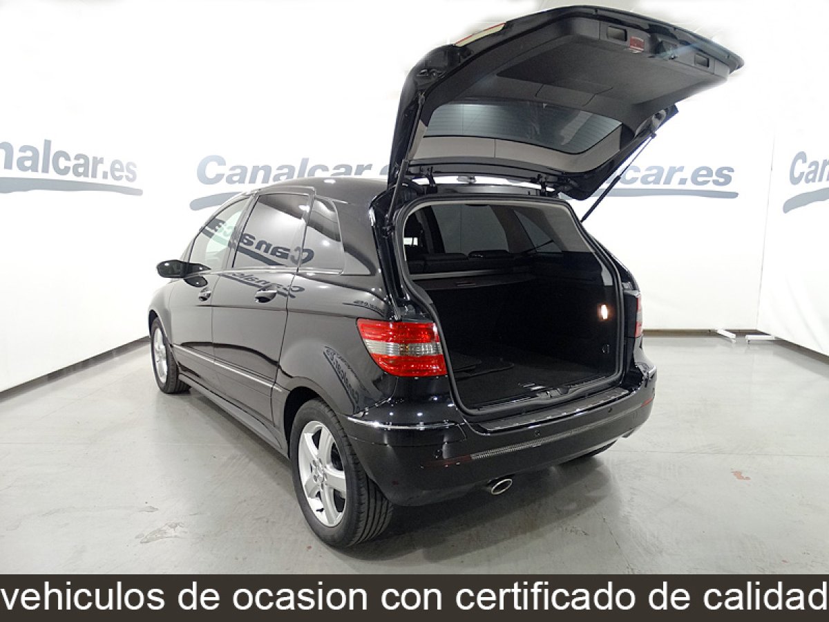 Foto Mercedes-Benz B 200 7