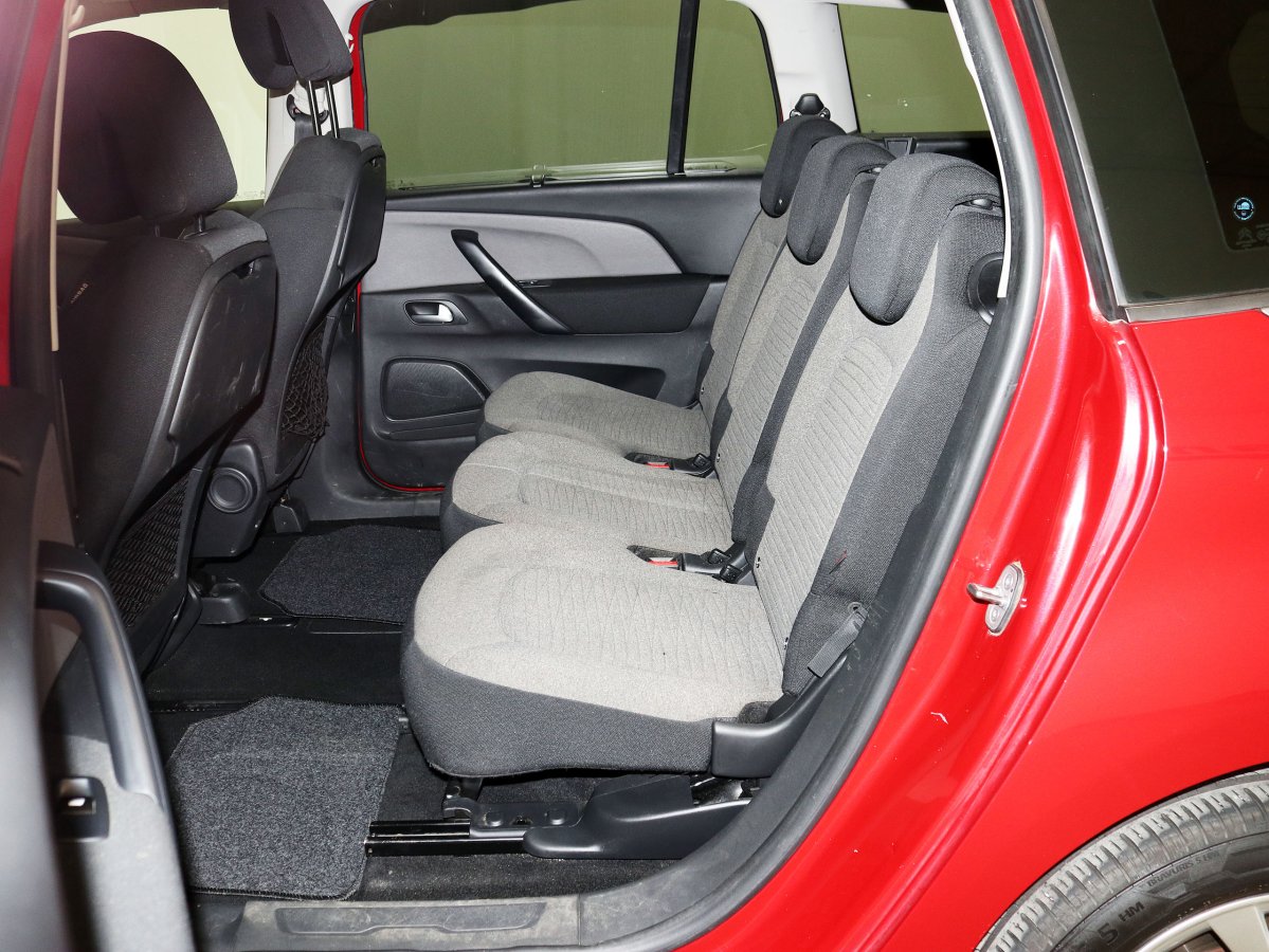 Foto Citroen Grand C4 Picasso 12