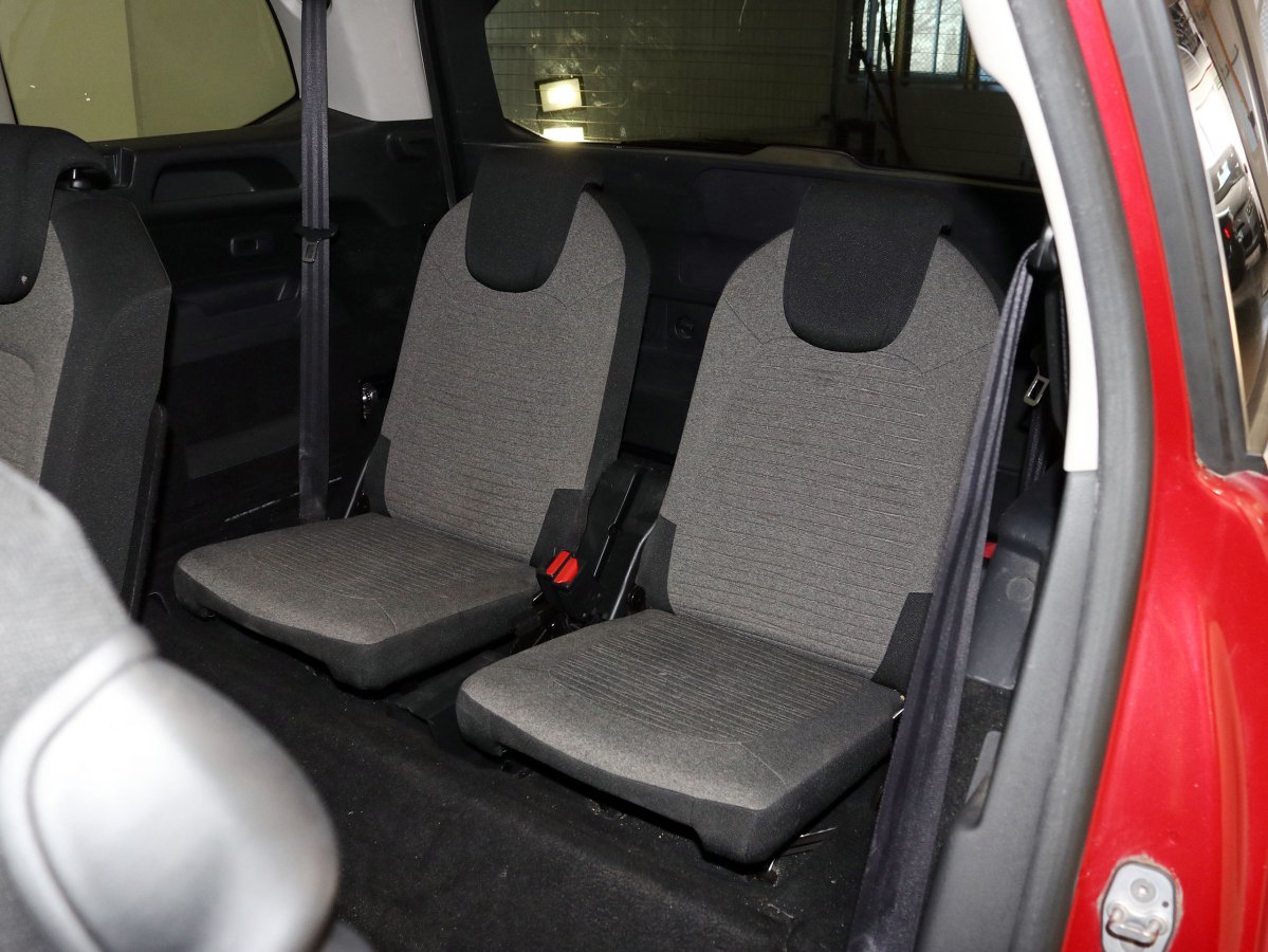 Foto Citroen Grand C4 Picasso 13