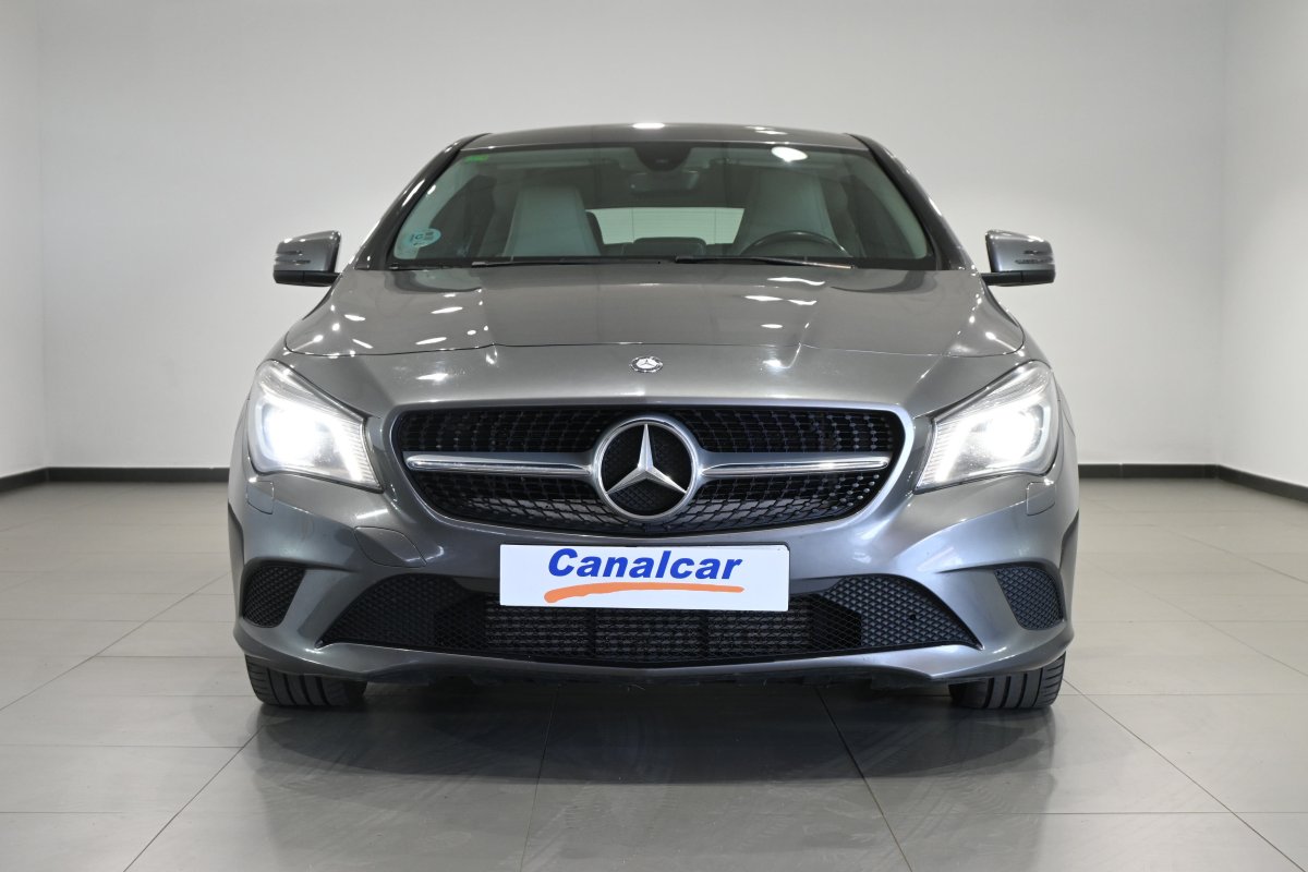 Foto Mercedes-Benz Clase CLA 2