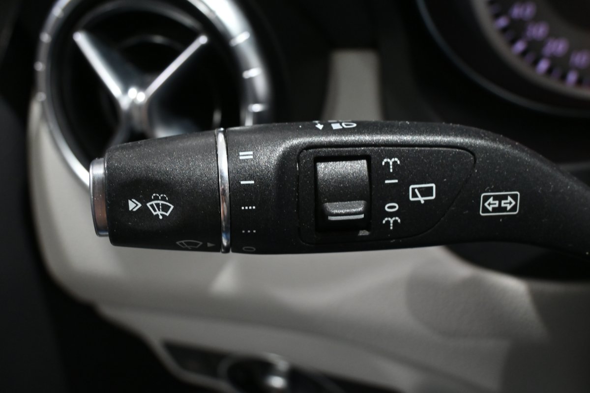 Foto Mercedes-Benz Clase CLA 20