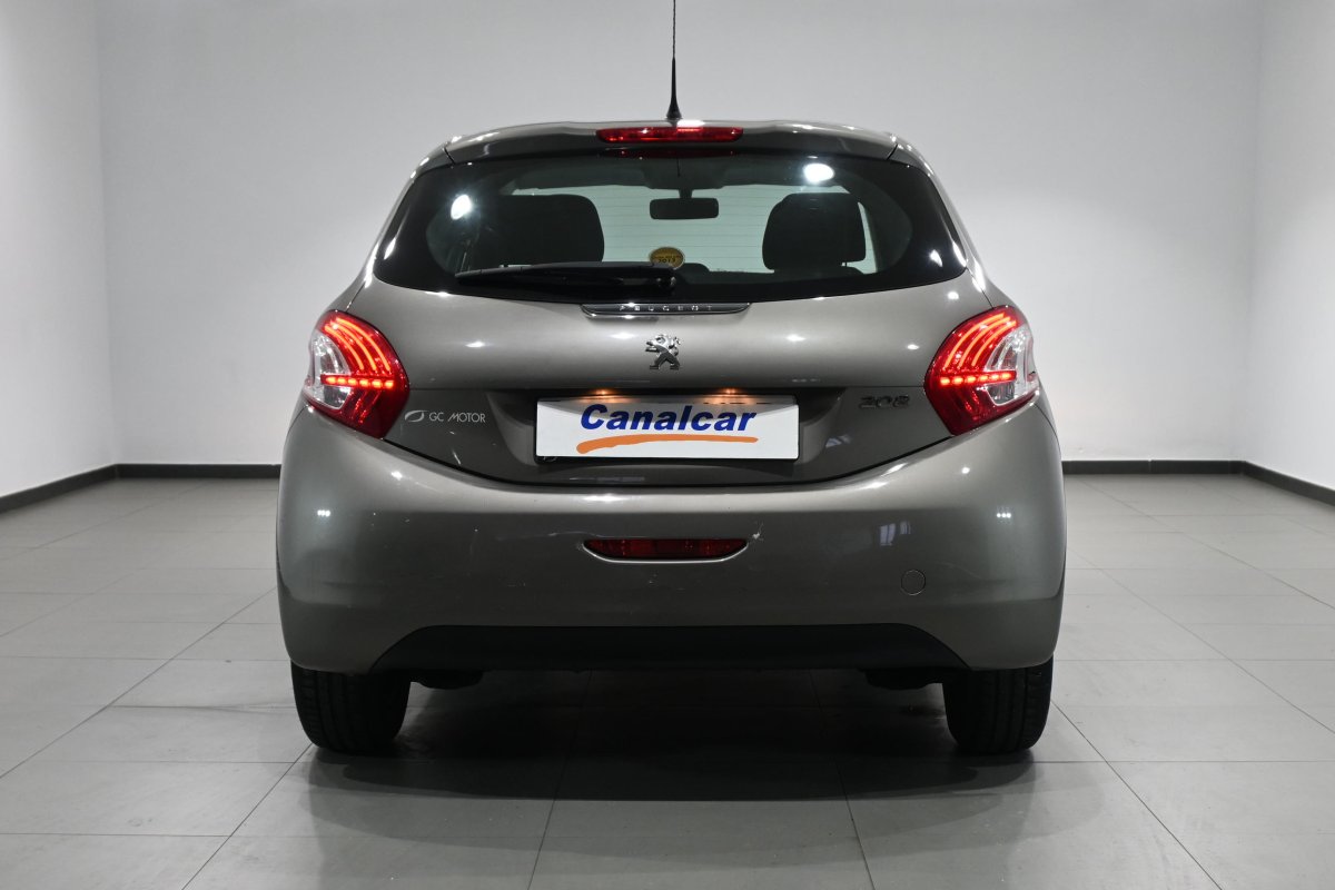 Foto Peugeot 208 4