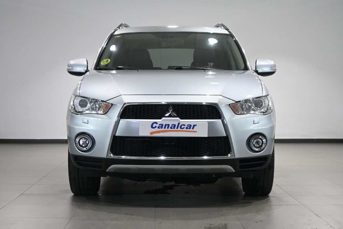 Foto Mitsubishi Outlander 2