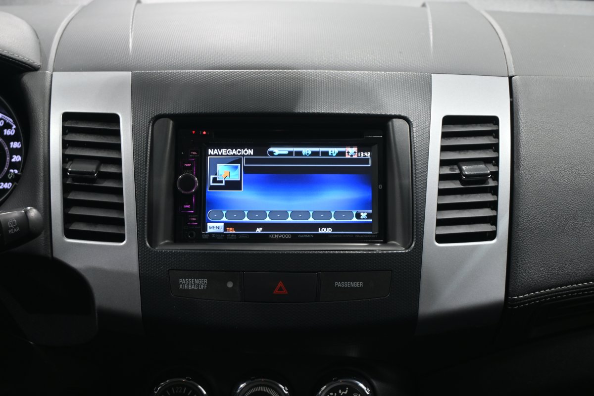 Foto Mitsubishi Outlander 14
