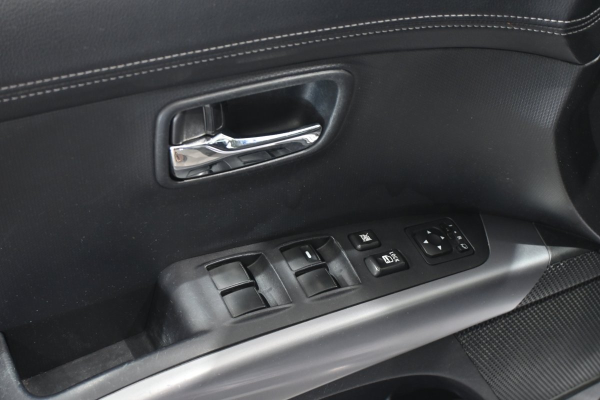 Foto Mitsubishi Outlander 29